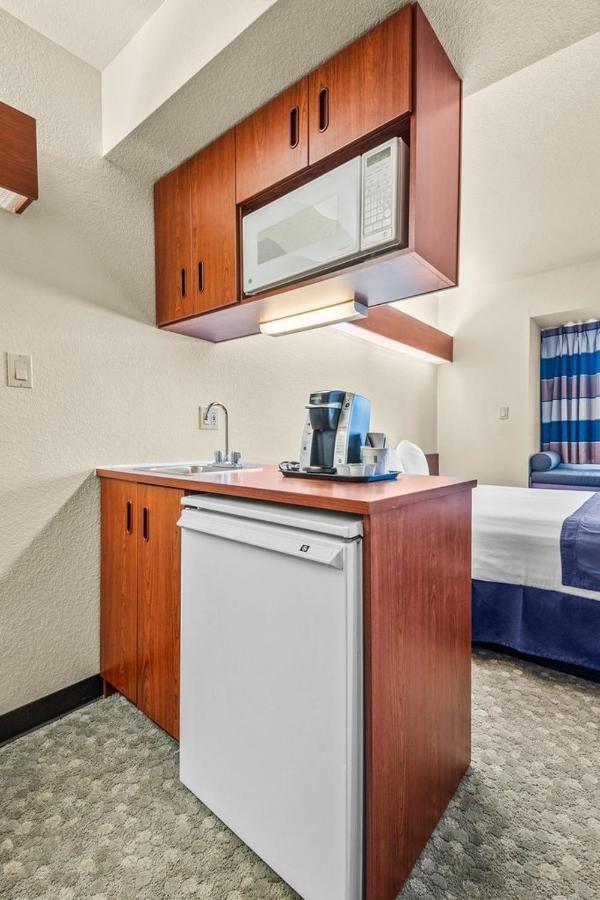 Microtel Inn & Suites By Wyndham Sainte Genevieve Ste. Genevieve Esterno foto
