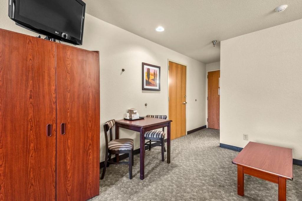 Microtel Inn & Suites By Wyndham Sainte Genevieve Ste. Genevieve Esterno foto