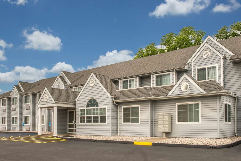 Microtel Inn & Suites By Wyndham Sainte Genevieve Ste. Genevieve Esterno foto